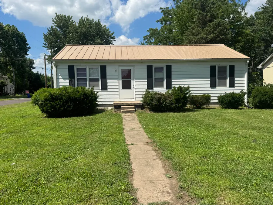 401 E 19th St, Sedalia, MO 65301 - #2