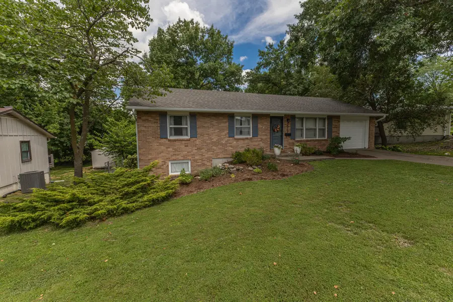 3312 Lynnwood Dr, Columbia, MO 65203 - #3