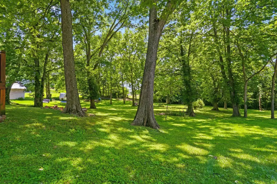 708 N Church St, Fayette, MO 65248 - #2