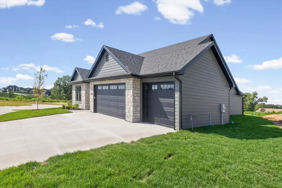 5360 Athena Dr, Columbia, MO 65203 - #3