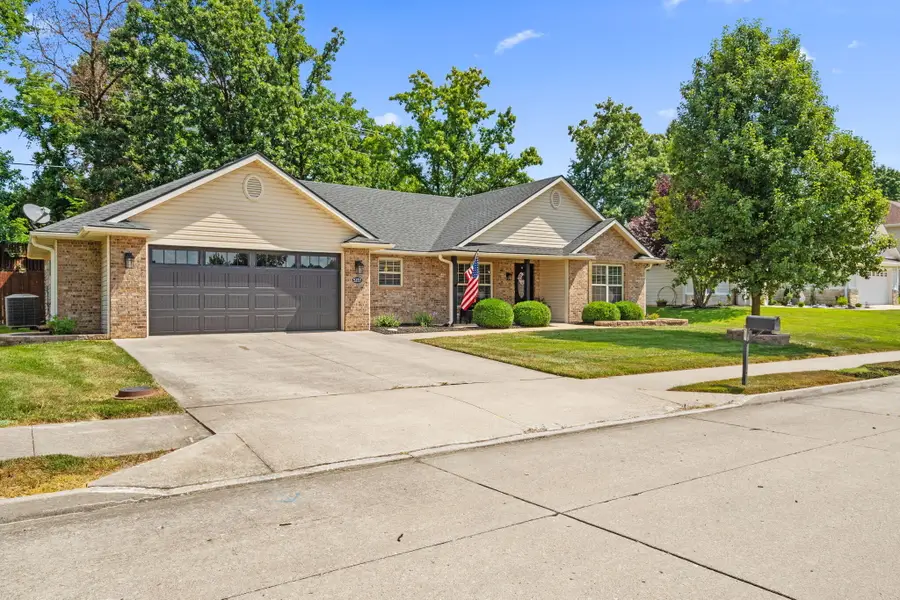 5207 Kersting Dr, Columbia, MO 65202 - #3