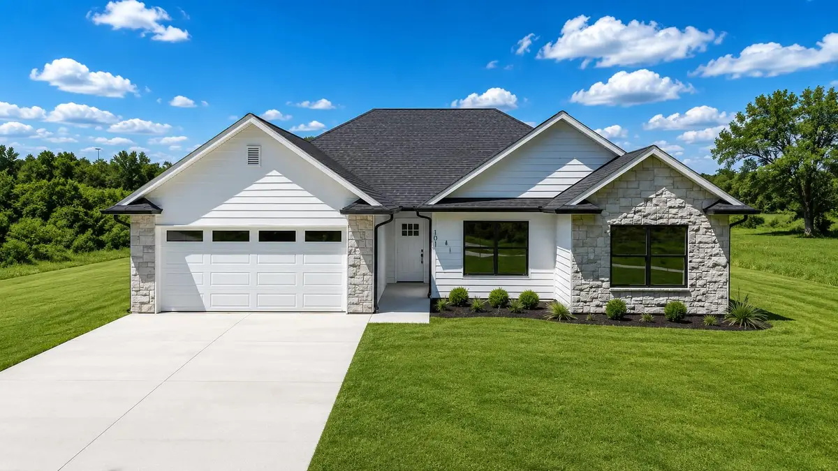 101 W Francis St, Sturgeon, MO 65284 - #1