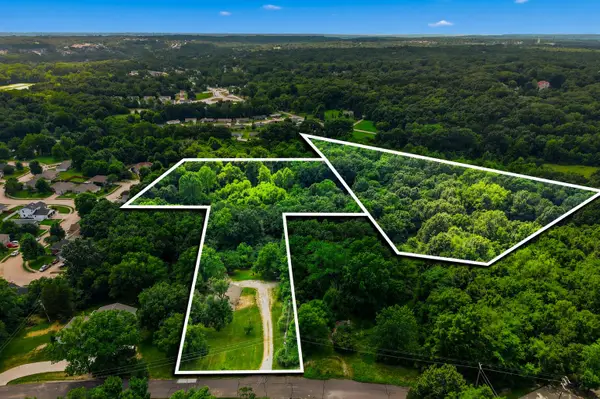 6481 Old Village Rd, COLUMBIA, MO 65203