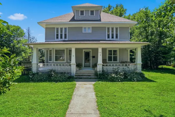 910 W Davis St, FAYETTE, MO 65248