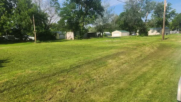 400 S Ruby St, STURGEON, MO 65284
