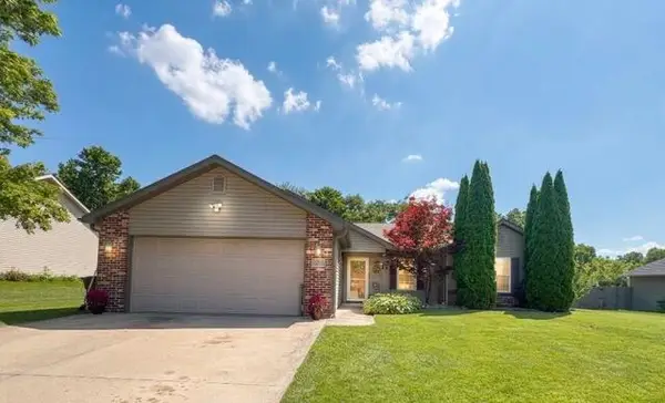 6350 Brooke Dr, HALLSVILLE, MO 65255