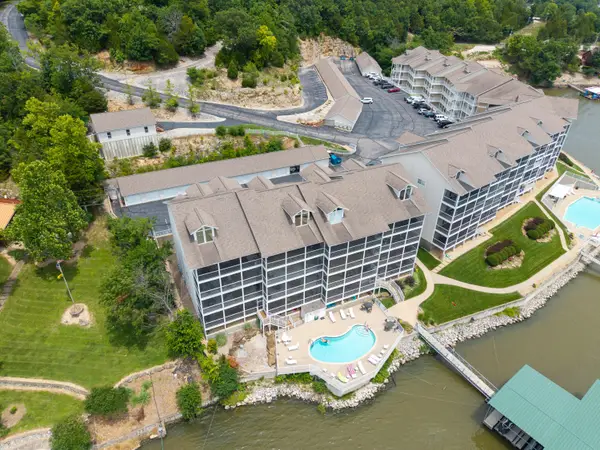 164 Windgate Dr #1B, SUNRISE BEACH, MO 65079