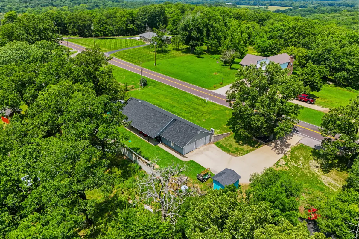 6613 Tanner Bridge Rd, Jefferson City, MO 65101 - #1