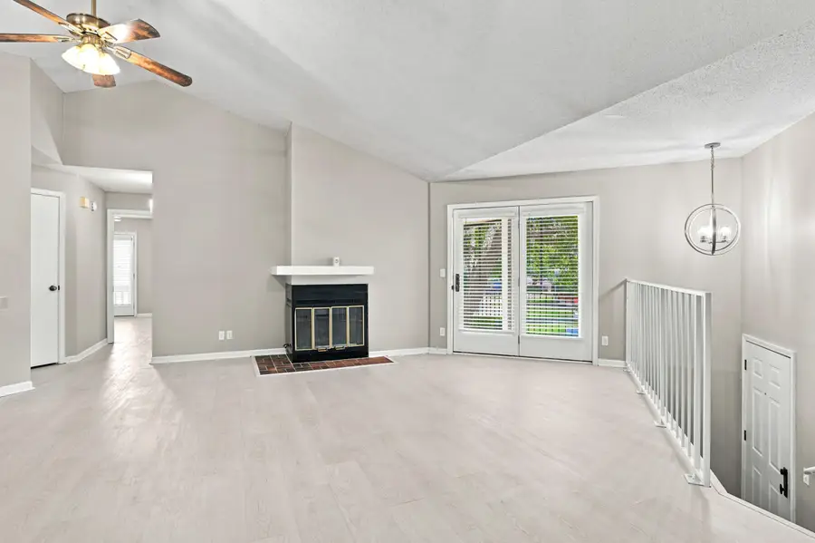 1806 Park Deville Pl, Columbia, MO 65203 - #2