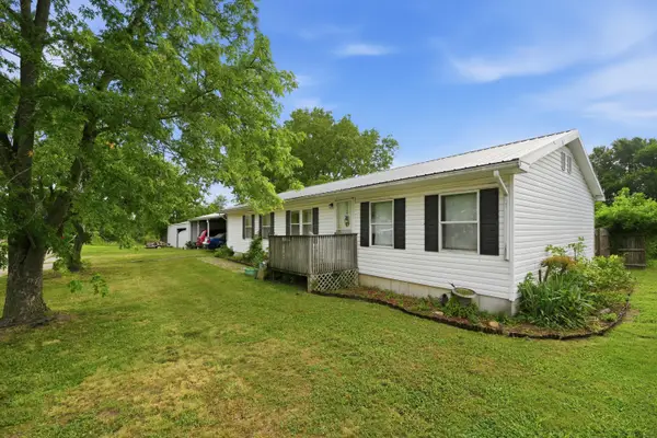 1328 Onie St, MEXICO, MO 65265