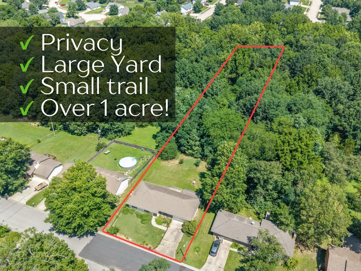 2709 Pine Dr, Columbia, MO 65202 - #1