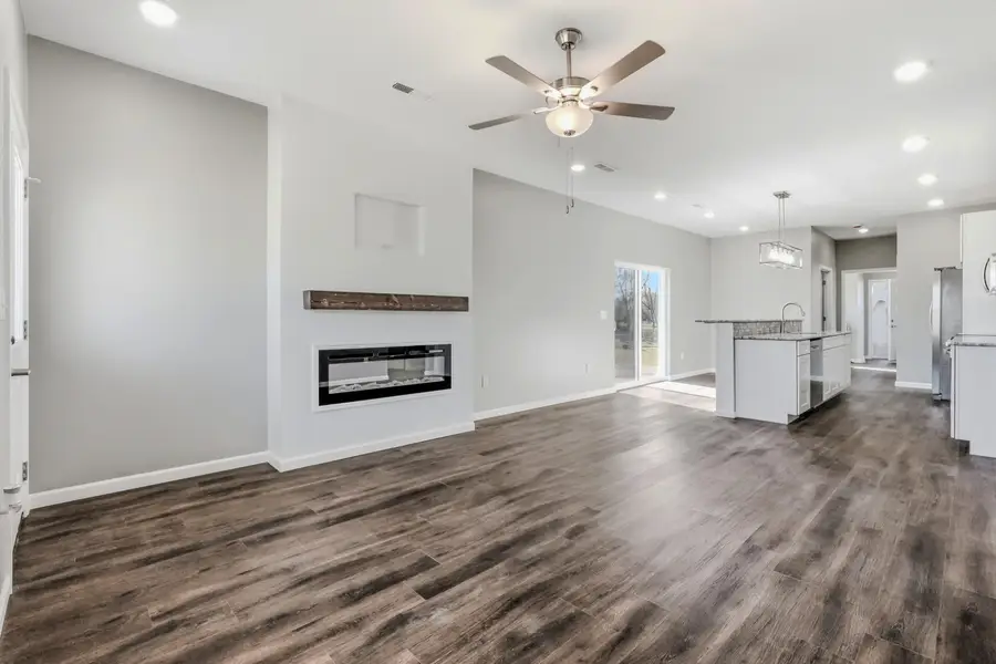 1000 Henry St, Moberly, MO 65270 - #3