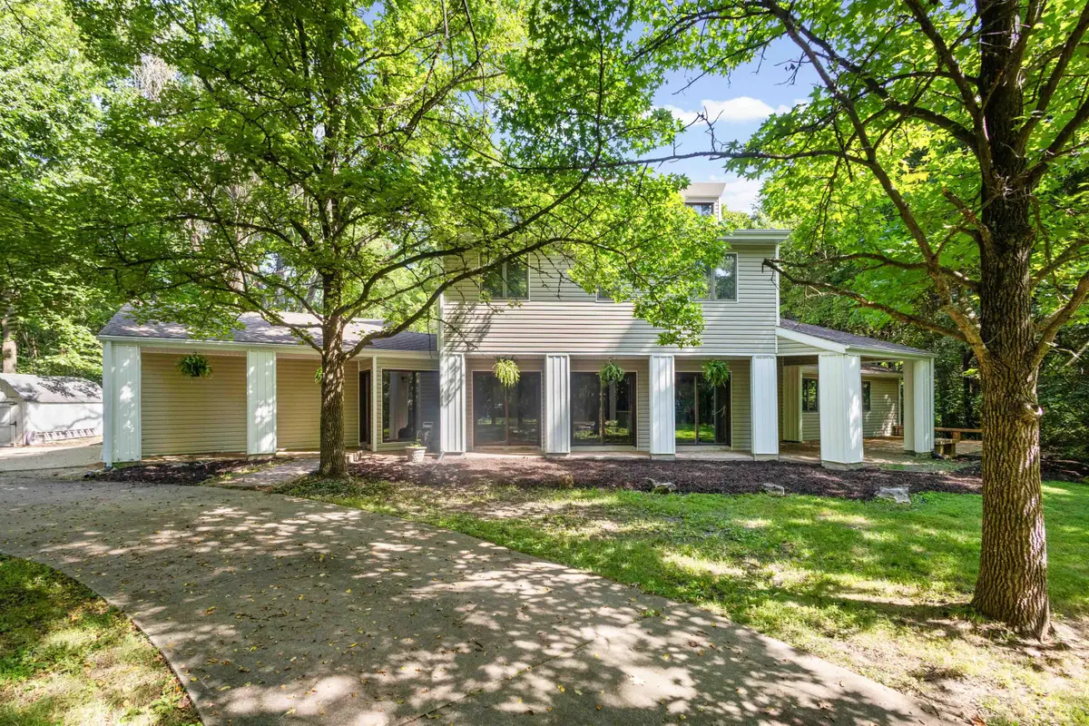 4802 N Roemer Rd, Columbia, MO 65202 - #1
