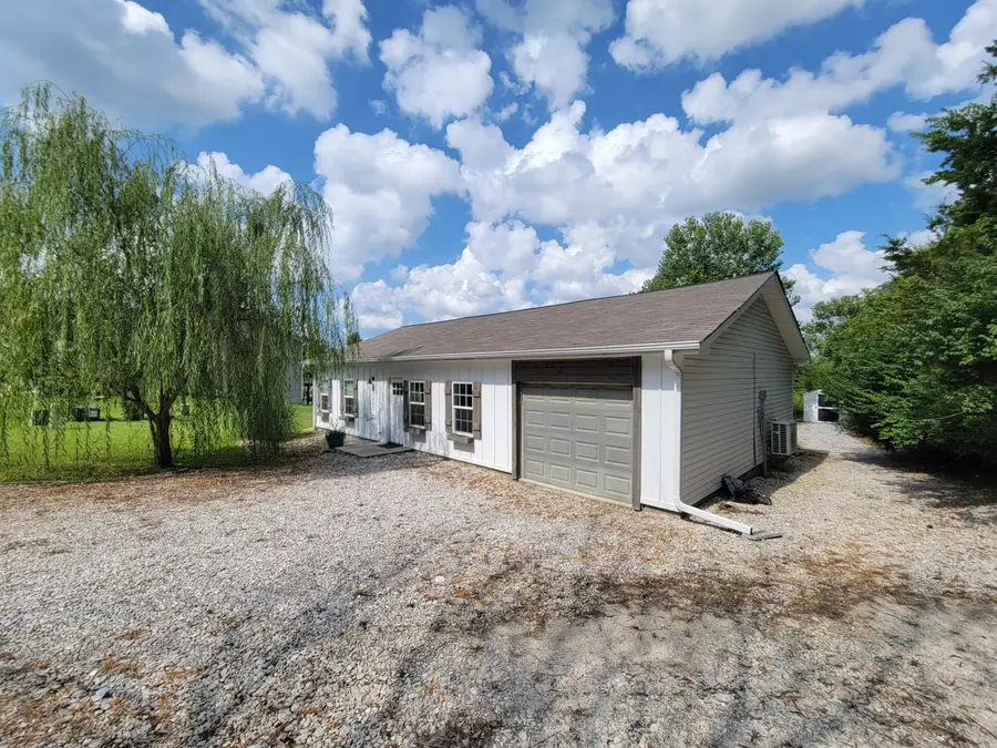 7003 Kenny Dr, Fulton, MO 65251 - #2