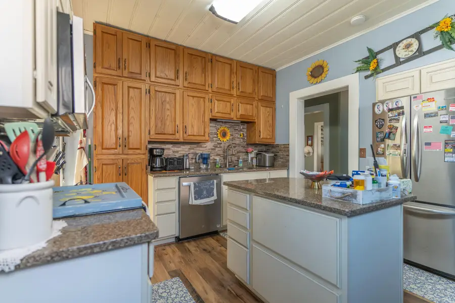 611 Fisk Ave, Moberly, MO 65270 - #3