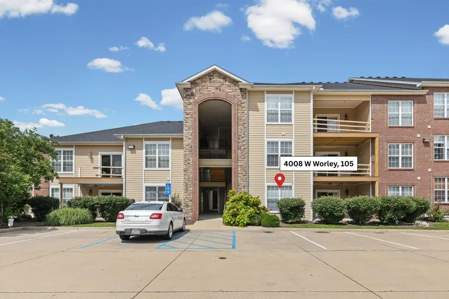 4008 W Worley St #105, Columbia, MO 65203 - #3