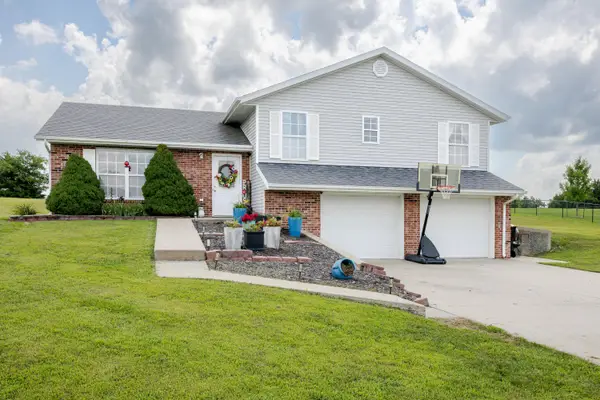 9474 Erika Ln, NEW BLOOMFIELD, MO 65063