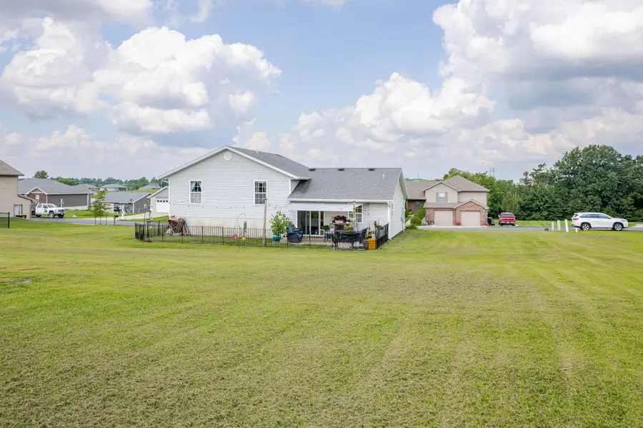 9474 Erika Ln, New Bloomfield, MO 65063 - #3