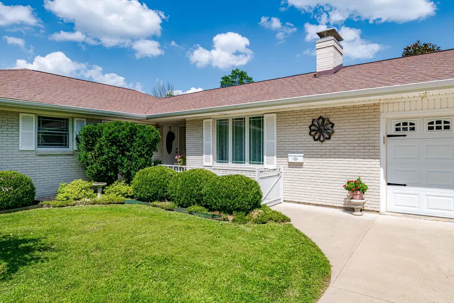 500 Kleewood Dr, Fulton, MO 65251 - #2