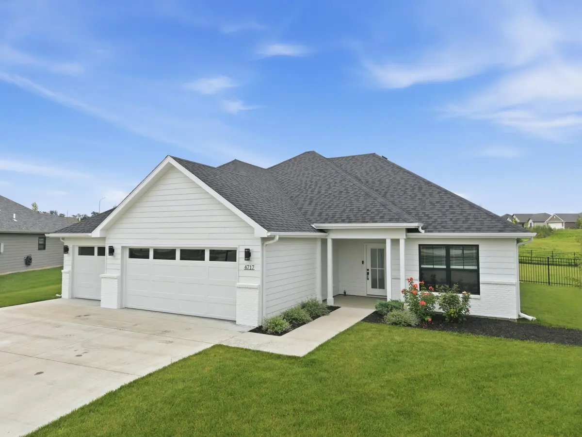 4717 Stayton Ferry Cir, Columbia, MO 65201 - #1