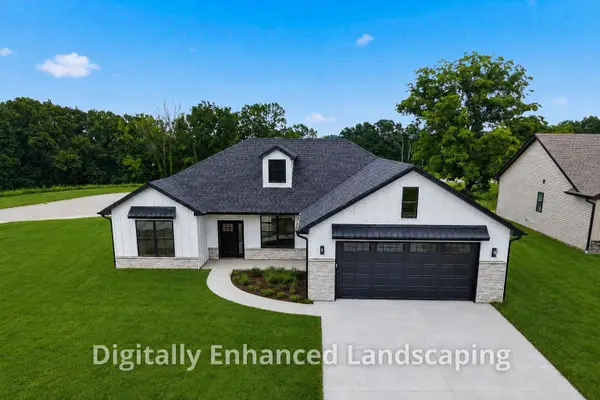 1314 Stonehaven Dr, BOONVILLE, MO 65233