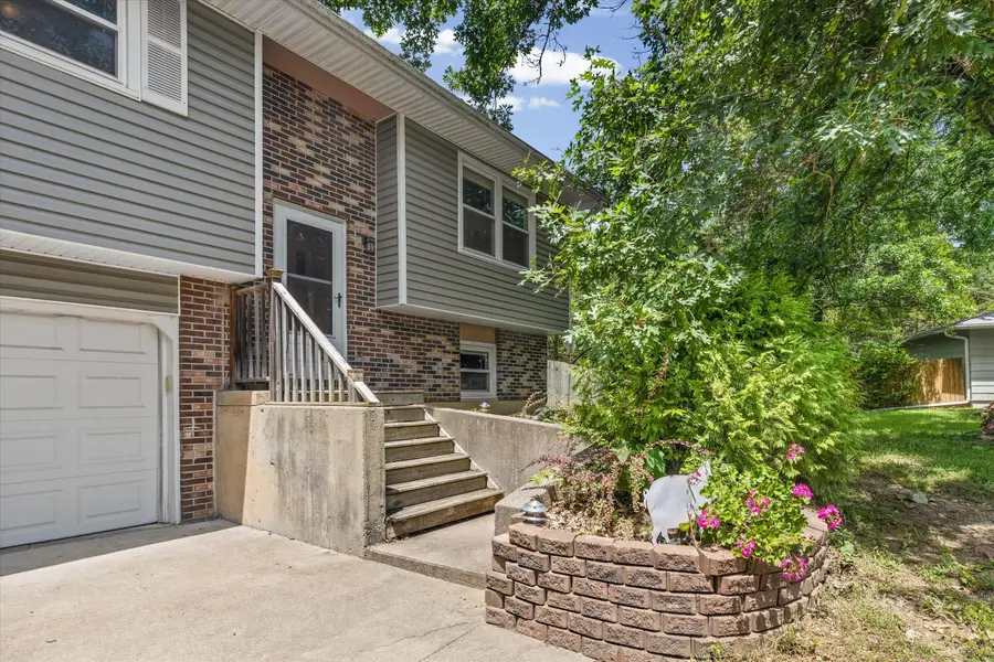 2052 N Northwest Ct, Columbia, MO 65202 - #3