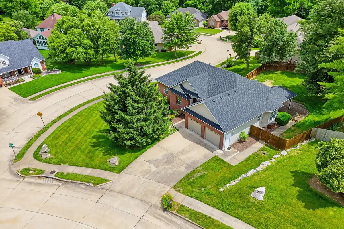 4092 Weston Dr, Columbia, MO 65203 - #1