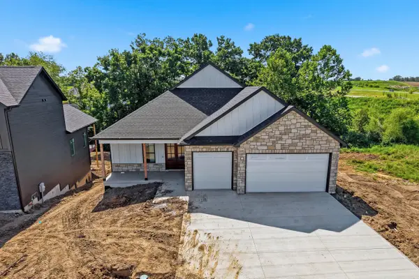5224 Whisper Dr, COLUMBIA, MO 65203