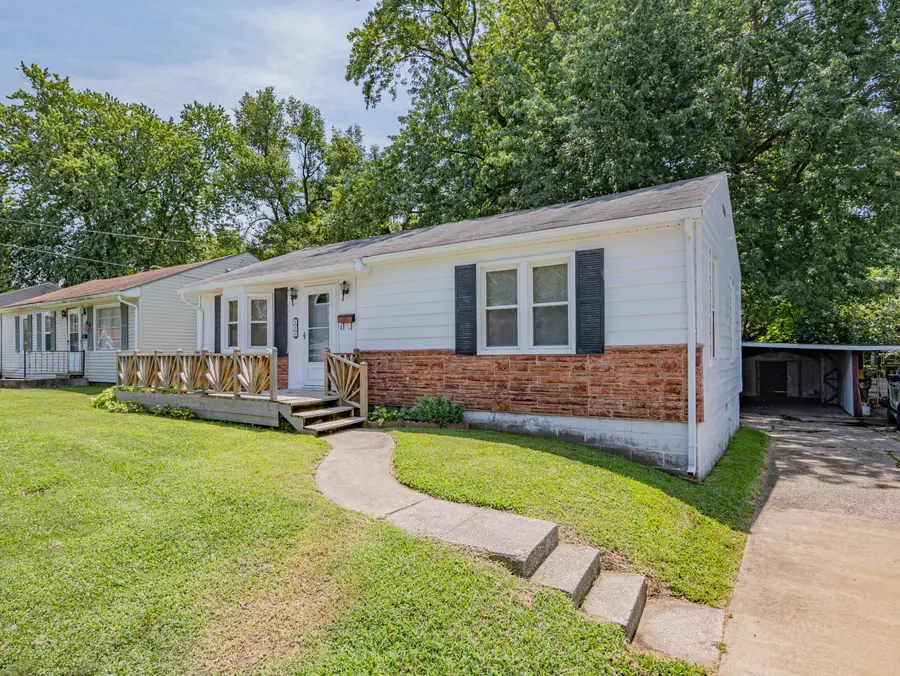 436 E Burkhart St, Moberly, MO 65270 - #2