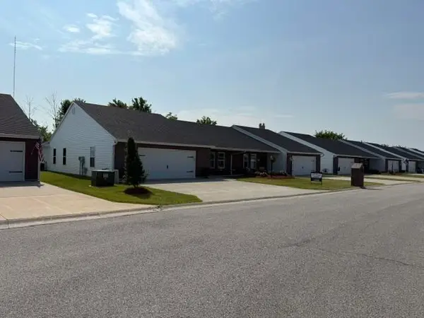 1335 Lantern Pointe Dr, MOBERLY, MO 65270