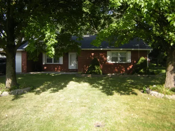 621 S Hawthorn St, CENTRALIA, MO 65240