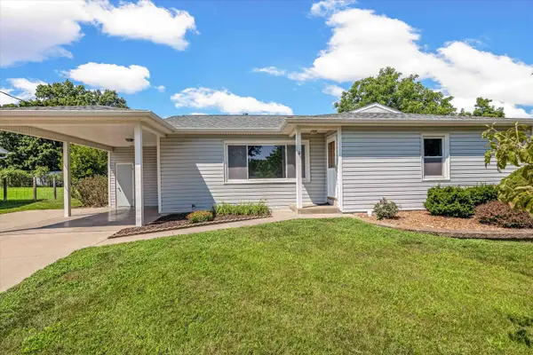 18 Crestview Dr, BOONVILLE, MO 65233