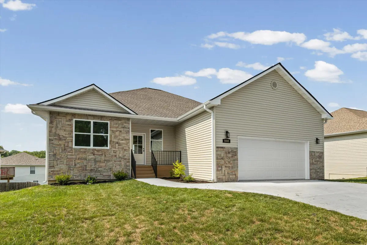5504 Murfreesboro Dr, Columbia, MO 65201 - #1