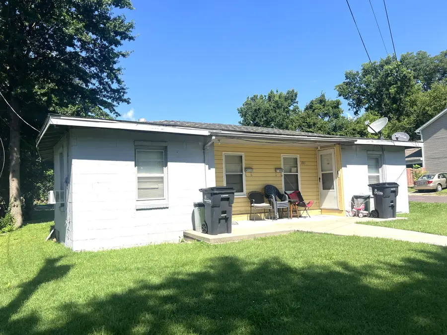 1015-1017 Jefferson St, Columbia, MO 65203 - #2