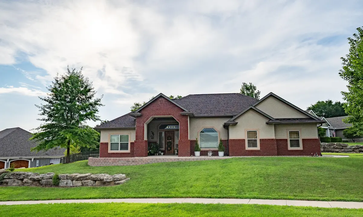 1705 Ballentine Ln, Columbia, MO 65201 - #1
