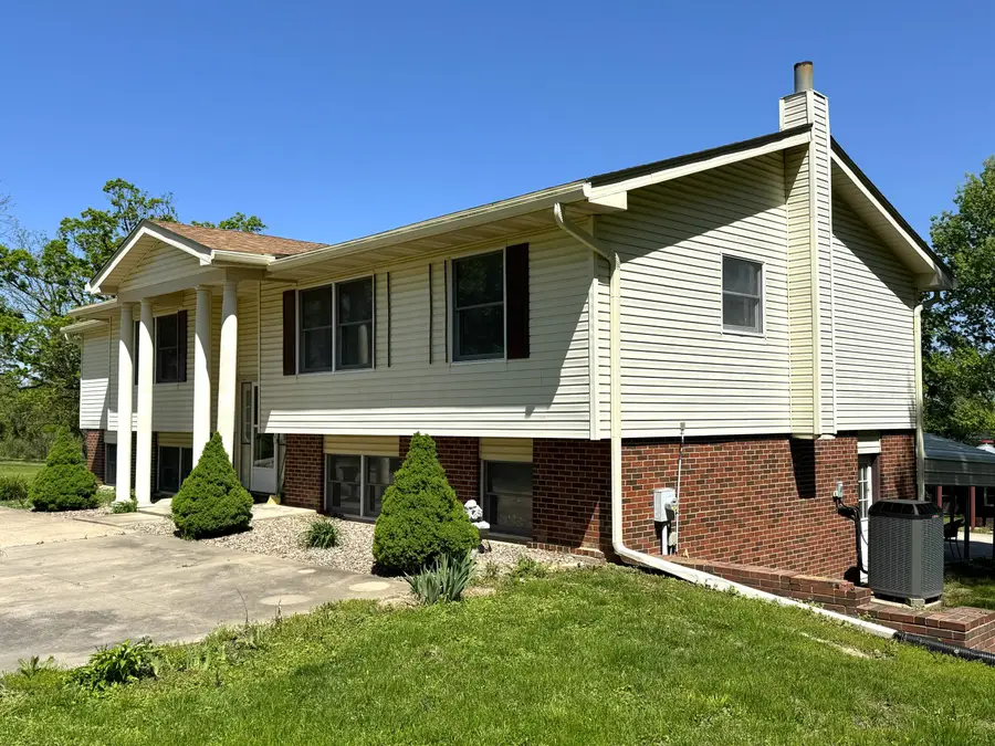 316 Carel Rd, Jefferson City, MO 65109 - #3