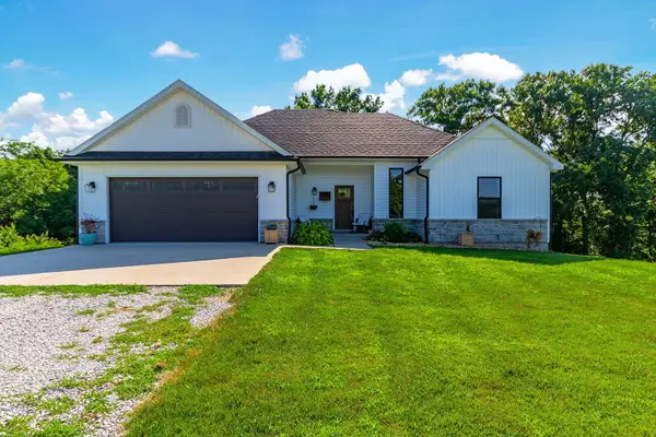 16636 Kimber Ridge Ct, BOONVILLE, MO 65233