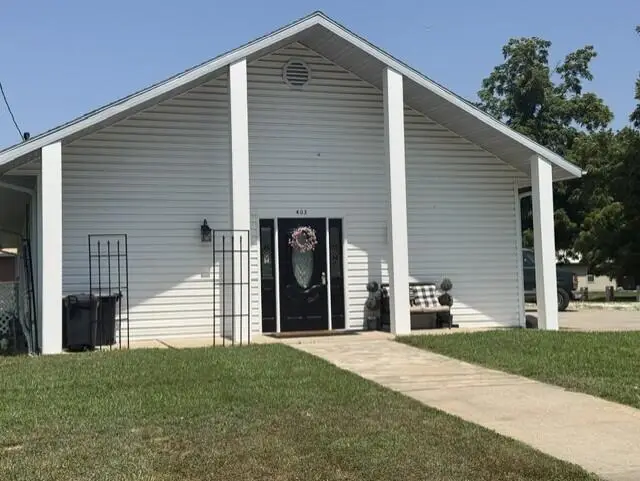 403 E Mcdowell St, Sturgeon, MO 65284 - #1