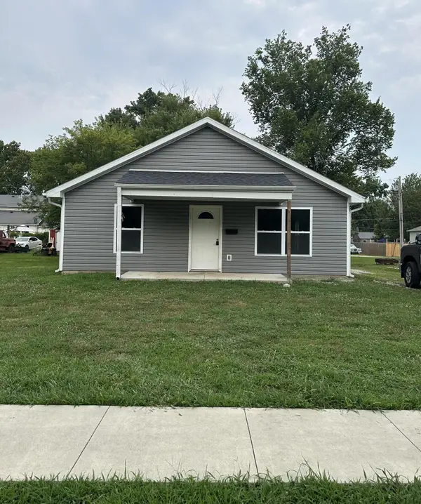 415 S Allen St, CENTRALIA, MO 65240