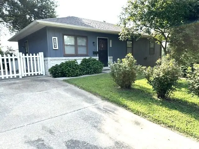 260 Pawnee Ln, Boonville, MO 65233 - #1
