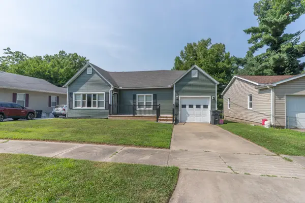1119 High St, MOBERLY, MO 65270