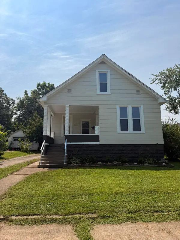 808 W Reed St, MOBERLY, MO 65270