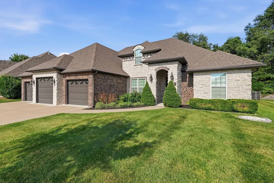 4210 Granite Springs Dr, Columbia, MO 65203 - #2