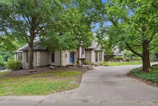 801 Rollins Rd, COLUMBIA, MO 65203