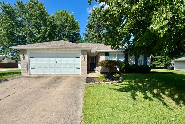 601 Summertime Dr, ASHLAND, MO 65010