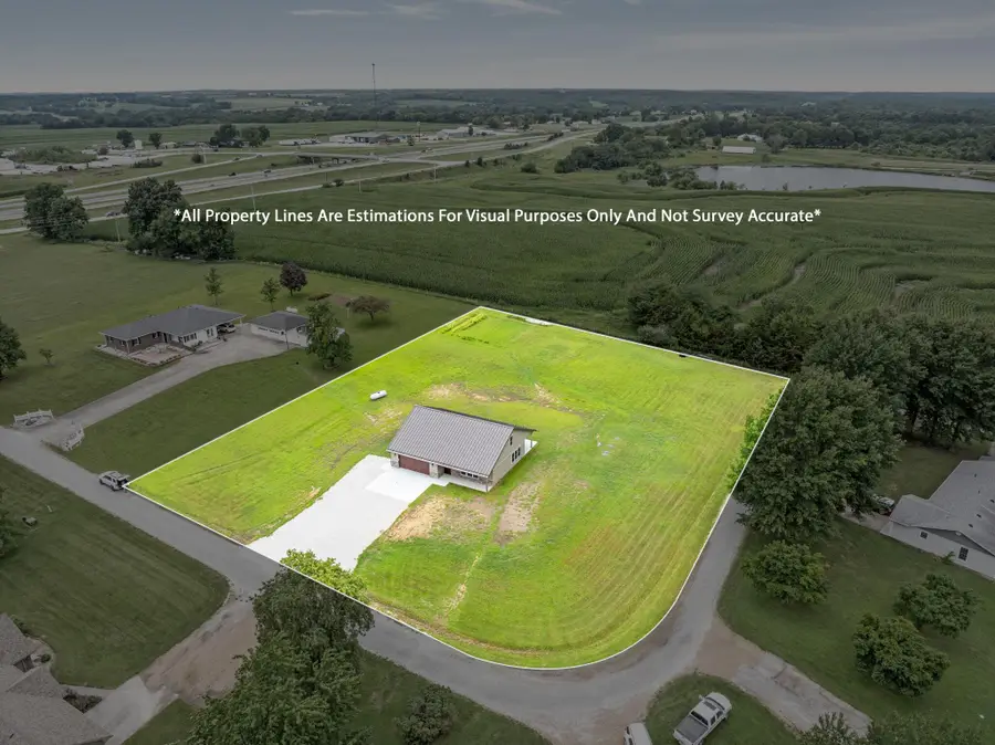 11459 Lakeview Ct, Boonville, MO 65233 - #3