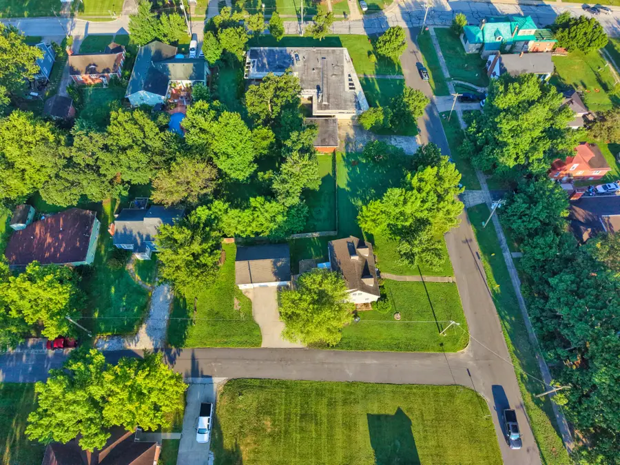 1000 W Burkhart St, Moberly, MO 65270 - #3