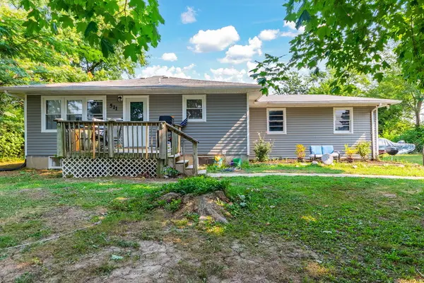 511 E Hwy 124, HALLSVILLE, MO 65255