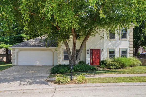401 S Village Cir, COLUMBIA, MO 65203
