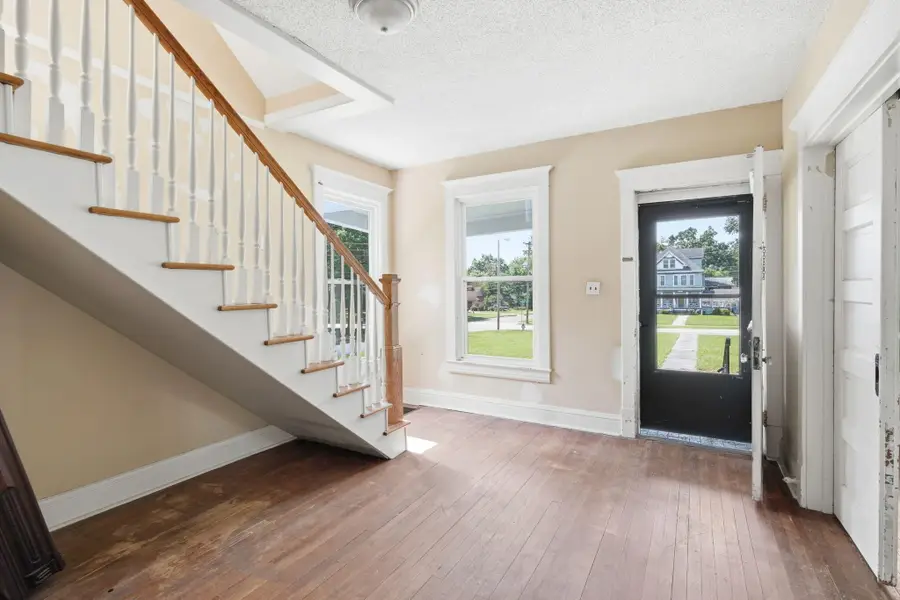 703 W Broadway, Columbia, MO 65203 - #2